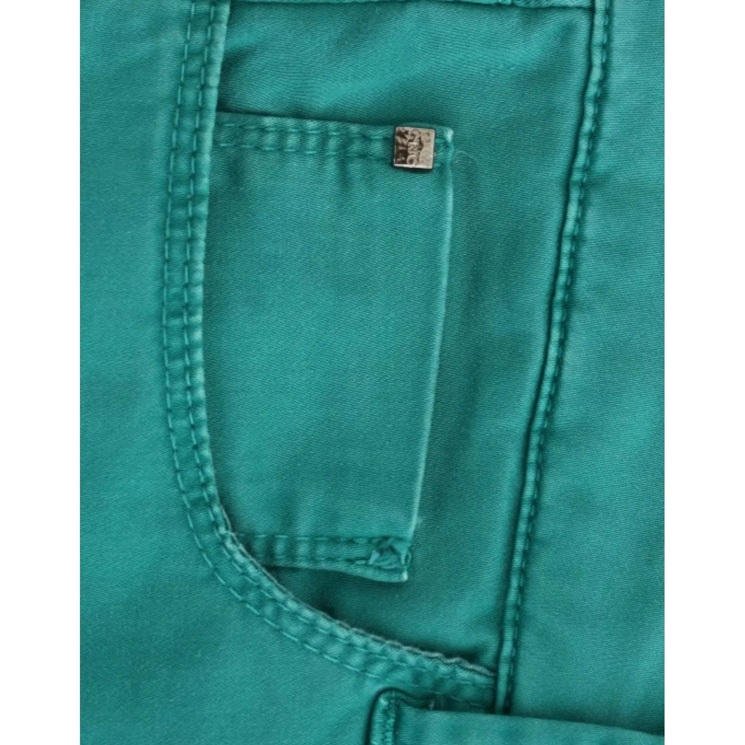 Costume National Chic Green Straight Leg Jeans for Sophisticated Style