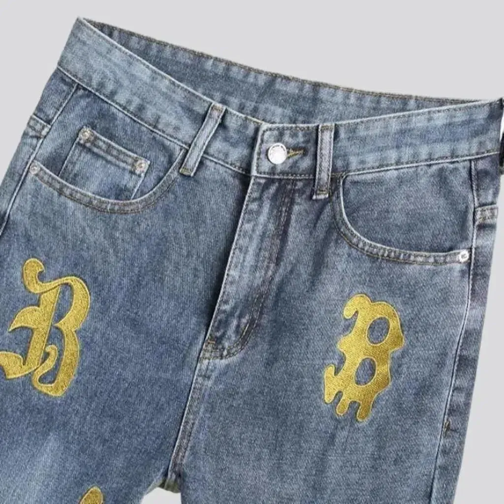 Light-wash embroidered jeans