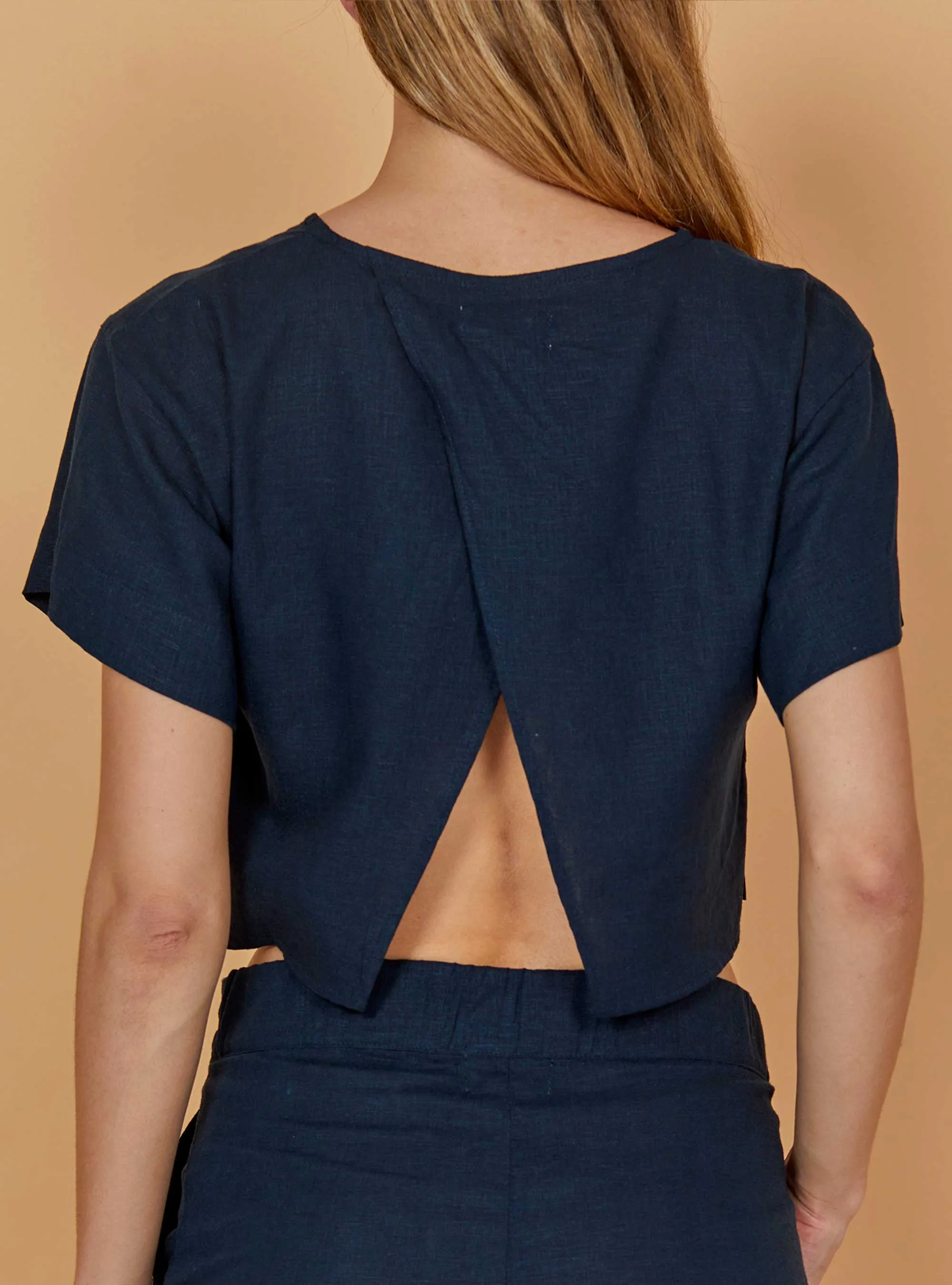 LINEN CROP TOP