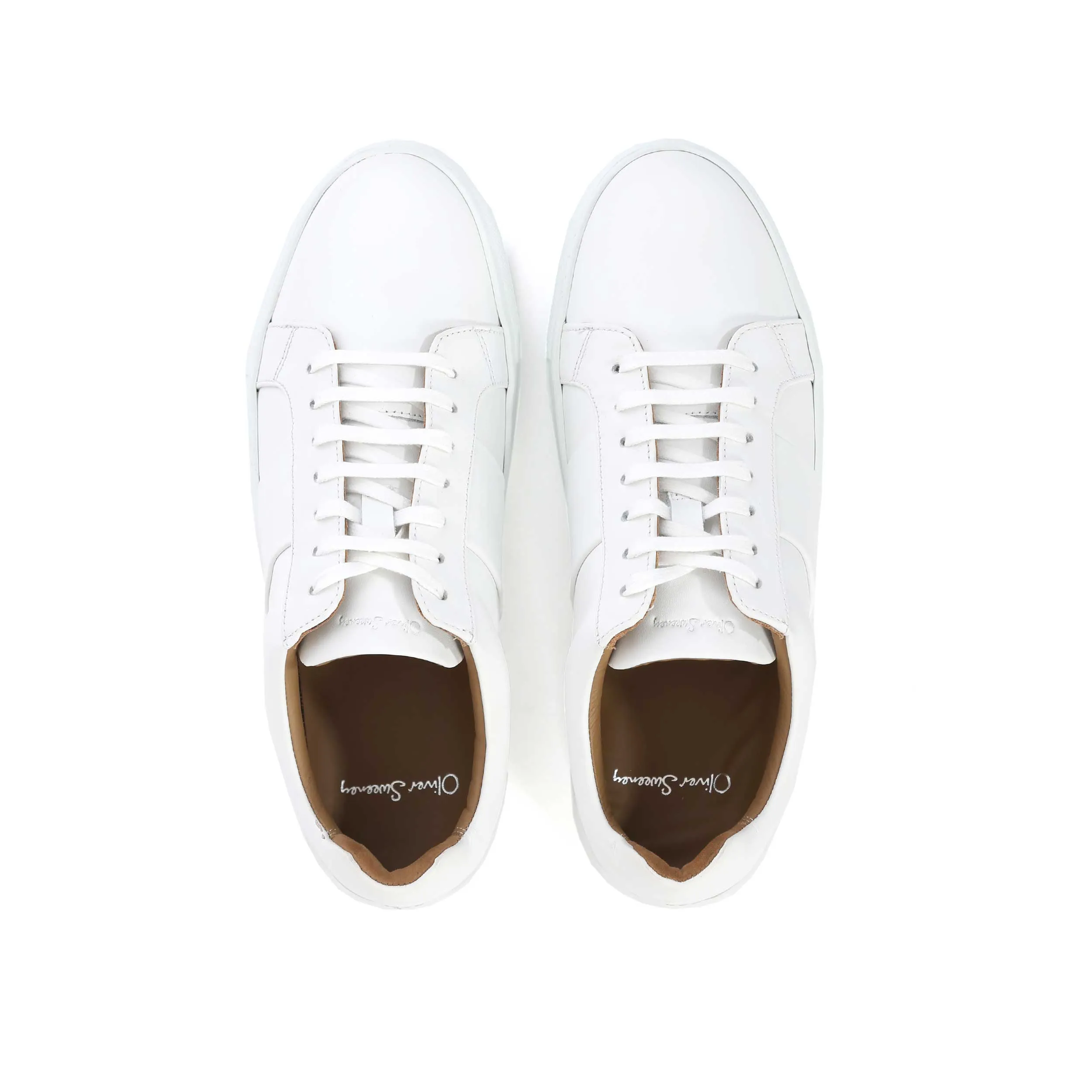 Oliver Sweeney Kendal Trainer in White