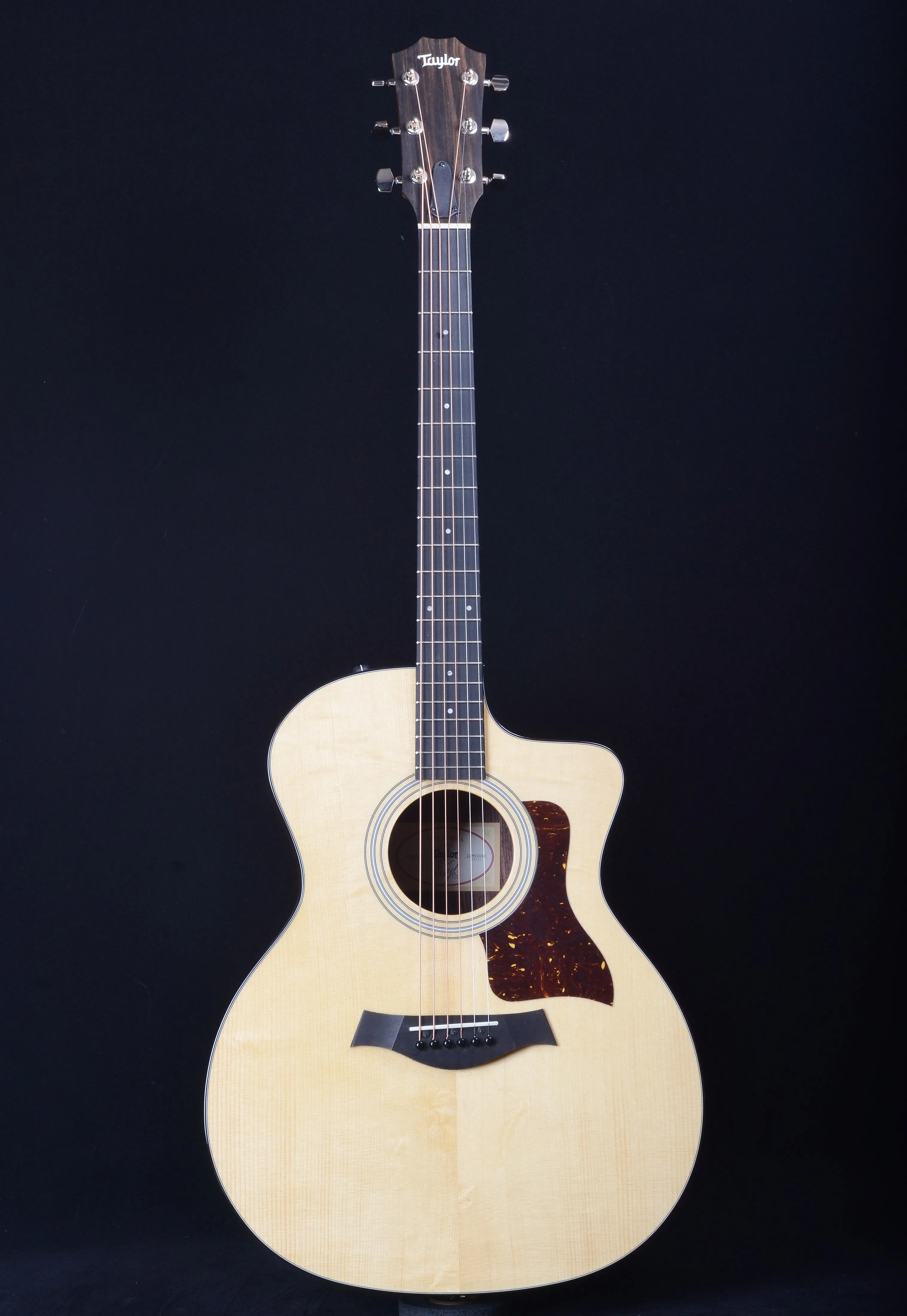 Taylor 214ce Plus